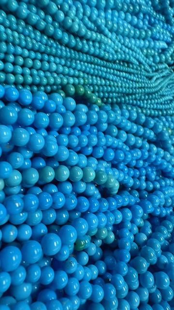 20251007-01 Turquoise: A Natural Poem Flowing on the Wrist