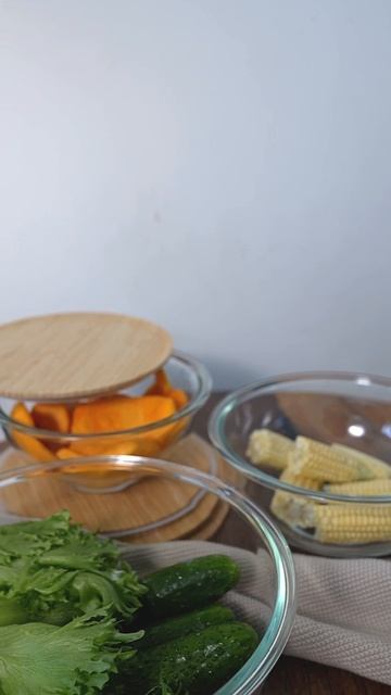 Набор из 4-х стеклянных мисок Eco Store с крышками из бамбука бренда Smart Solutions