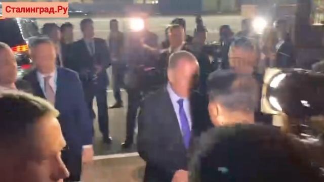 Медведев прилетел в Пхеньян.
