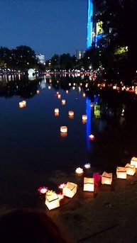 24-05-2025 Фестиваль водных фонариков. Москва. Нижний Красногвардейский пруд.