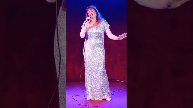 "Cour senza sanque" ( Жан-Патрик Капдевилль)