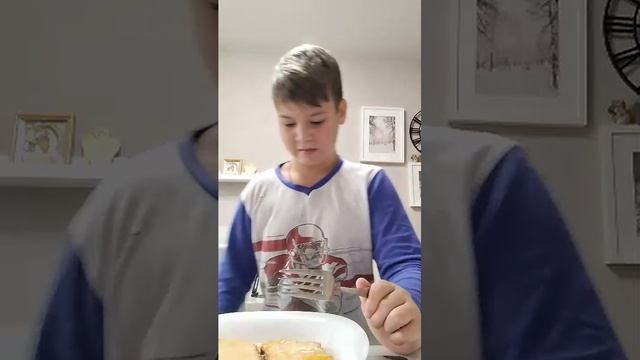 гренки с колбасой