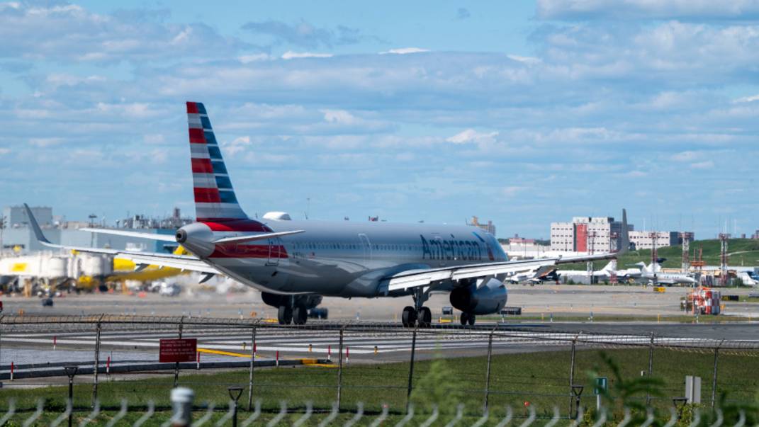 Прерванный полет: работа аэропортов США встала из-за шатдауна