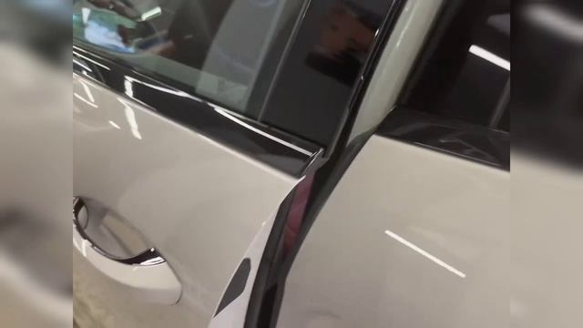 Оригинальные доводчики дверей PORSCHE PANAMERA G3 FL 2025. Porsche-upgrade.ru