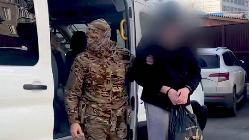 В Красноярске задержан 17-летний участник террористической организации Азов