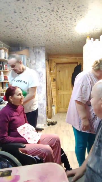 Торжественное вручение подарка свату🎉🎉🎉🎉 девочки Жамиля, Наташка, Людмила спасибо большое 🙏