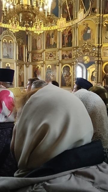 1000212419.Архиерейское богослужение