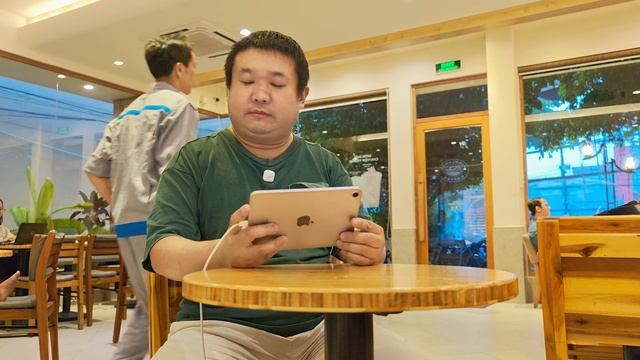 IPad Mini 7 во Вьетнаме