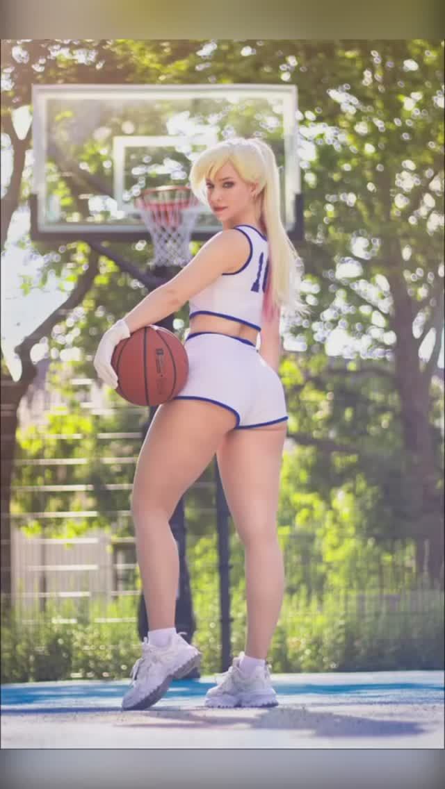 Годный косплей в исполнении Энджи Найт #shorts