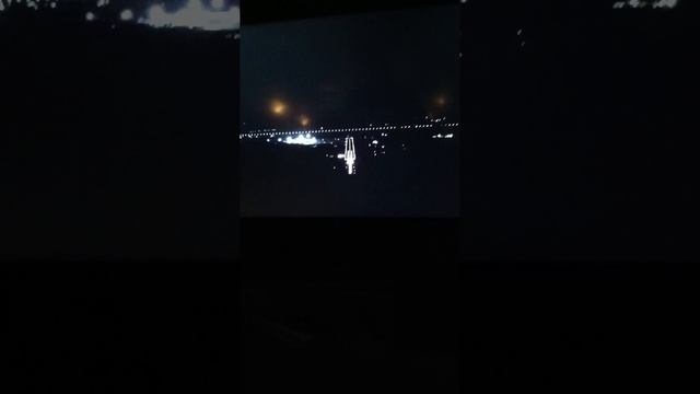 самое валнительное посадка самоле́та из нутрии салона  самое валнительное зрелише в 1 раз