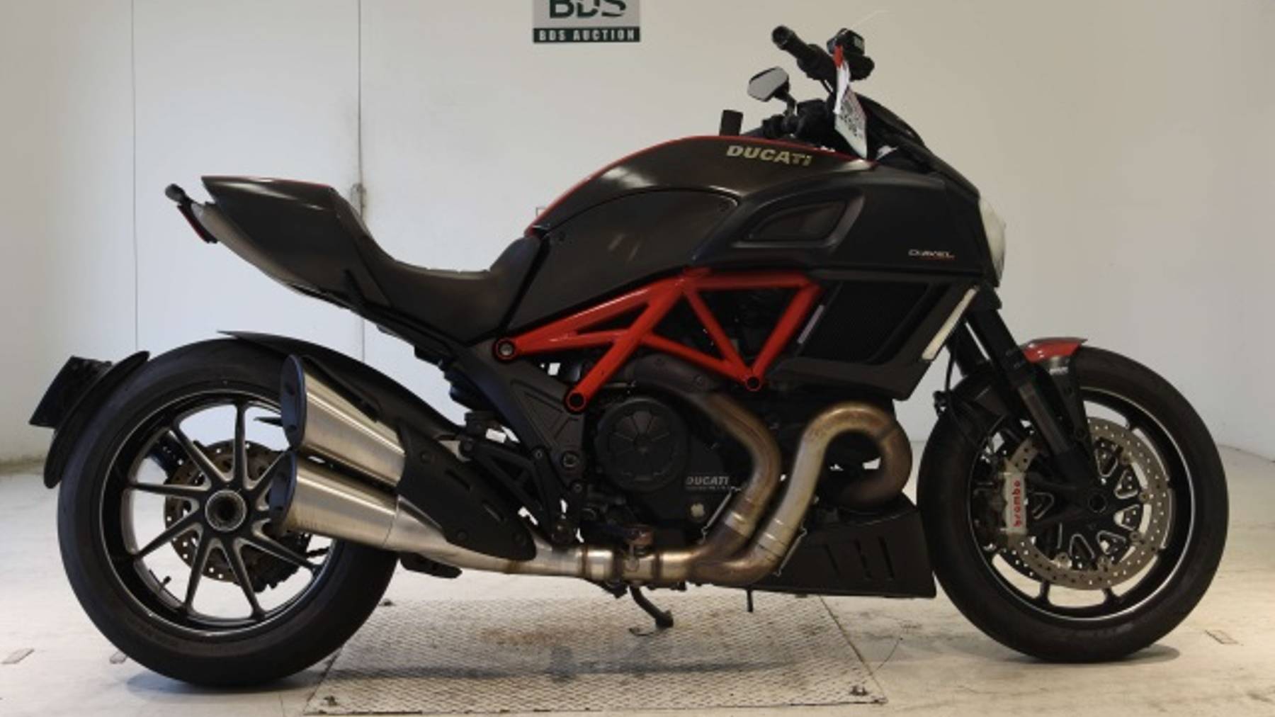 Видеообзор Ducati Diavel 2015