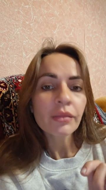 И снова ничего из себя не представляющая с явно завышенными требованиями 🤬 откуда такие берутся?!