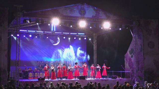 Казачий хор Петра Матрёничева. Выступление в Волгограде