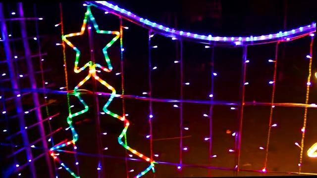 Новогодняя перетяжка светодиодная Елочки 4м x 1,5м