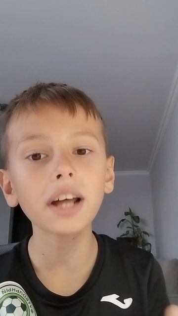 уже войны нету
