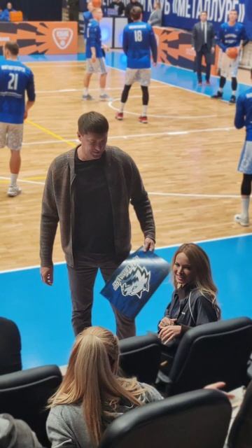 Василий Кошечкин на баскетболе