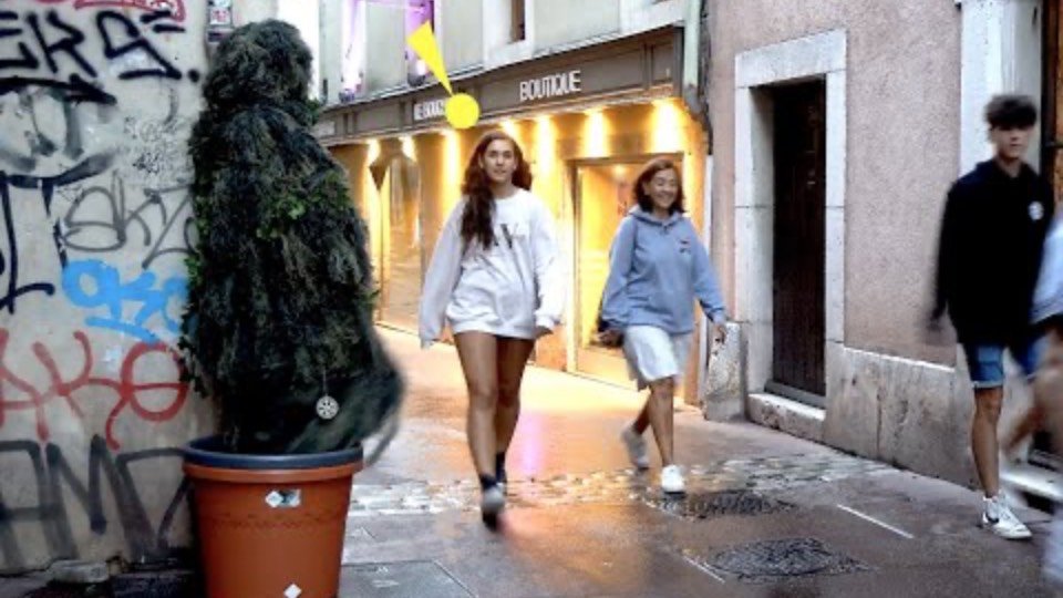 TOP 10 BUSHMAN NIGHT SCARES IN FRANCE. BUSHMAN PRANK