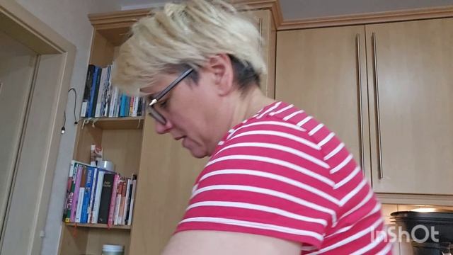 8 Октяюря.Варю яйца, получила обои и подарки для моей внучки.💝
