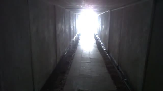 На пляж через подземный переход под дорогой Махмутлар Алания Турция