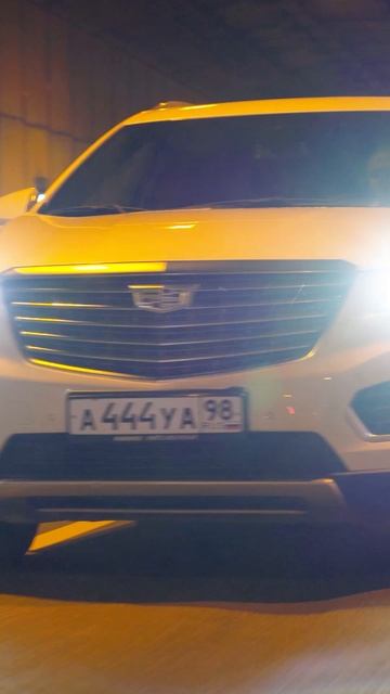 Головной свет в Cadillac XT5