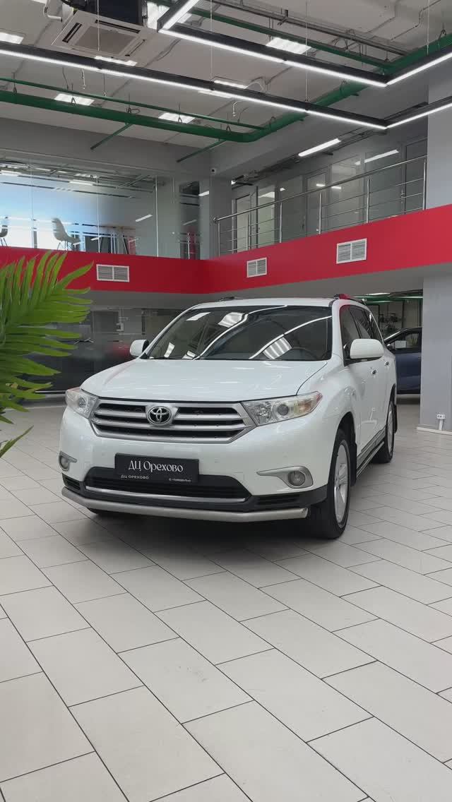 Toyota Highlander 2011 год