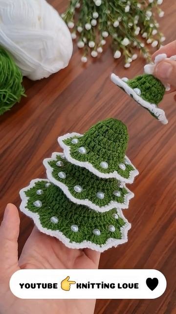 Ёлочка крючком 🎄🎄🎄 Нужен мастер-класс? Пишите в комментариях