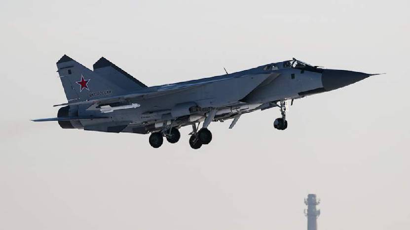 Самолет Армии России МиГ-31 потерпел крушение в Тамбовской области