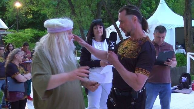 империя - х - волшебник проходит испытание.... в качестве зрителя....