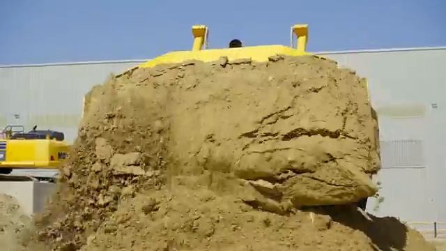Бульдозер KOMATSU D155AX
