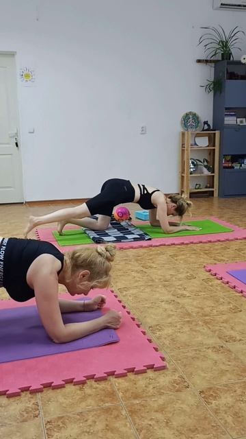 Пилатес / здоровая спина