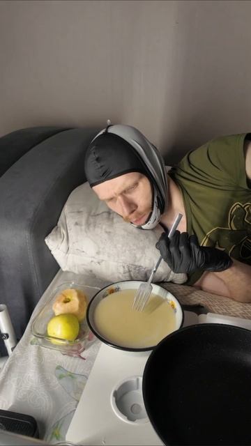 1-я неделя постельного режима.
Готовлю себе яблочный пирог. Часть 1
#Черепанов20 #инвалидколясочни