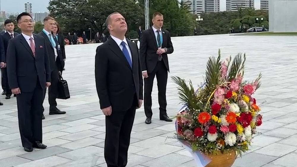 Дмитрий Медведев в КНДР