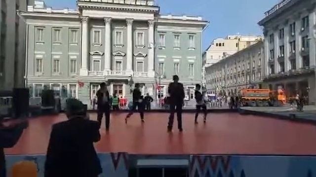 Концерт  День города Москвы  Michael Jackson - Smooth Criminal  Алена Швецова