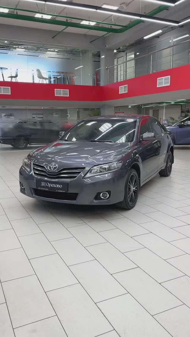 Toyota Camry 2008 год