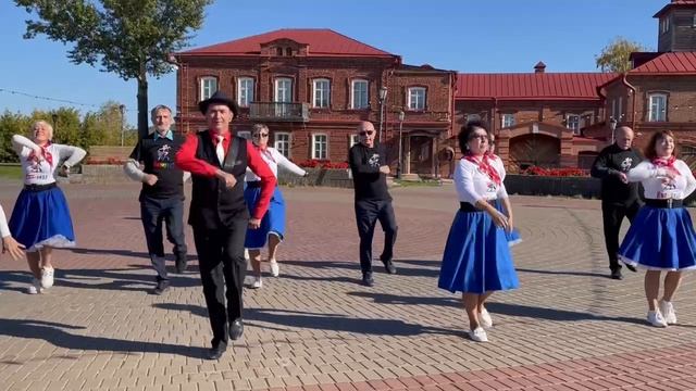 Вай, мама. Исполняет Империал в Свияжске. 01.10.25г.
#империал
#танец
#галустян