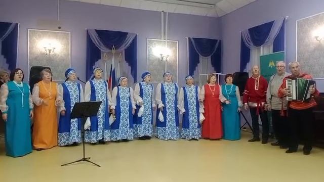 Вы тоже полюбили этот ансамбль? Песня: 