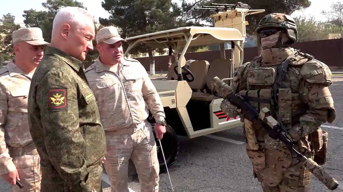 Белоусов проинспектировал российскую военную базу в Таджикистане
