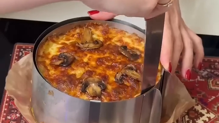 ПИРОГ из вчерашней картошки...🥧🥔🍄😋 Рецепт ⤵️