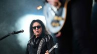 Бас-гитарист рок-группы Kiss Джин Симмонс попал в ДТП в Калифорнии