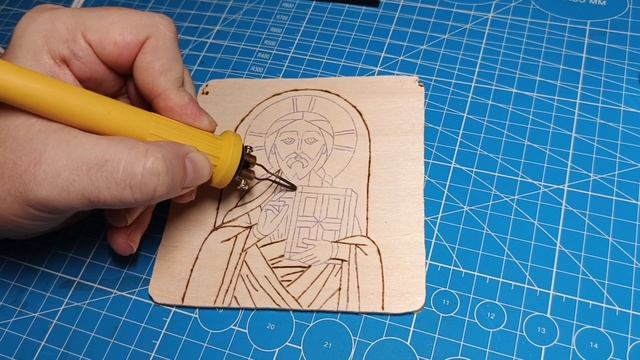 Иисус Христос. Икона. Выжигание по дереву и акриловые маркеры.