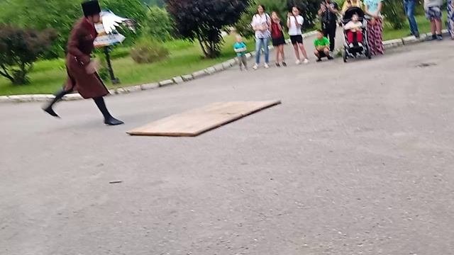 VID_20250620_192502.mp4