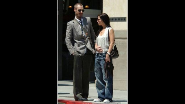 Дэниэл Джонс  Daniel Johns 