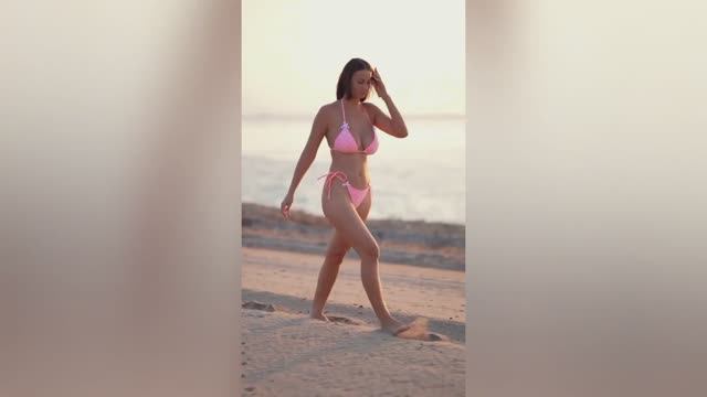 Stunning Beachwear Looks For Sea & Sand ｜ Trendy Beach Outfit Ideas 2025