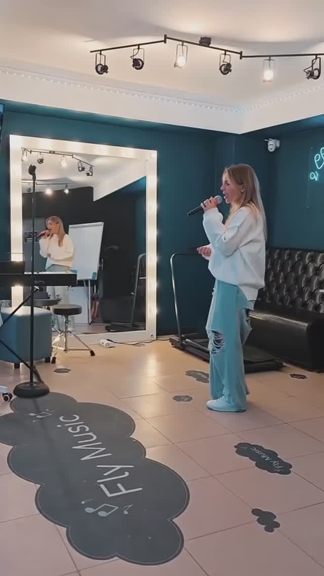 Запись пятой авторской песни Софьи Каримовой!💜
