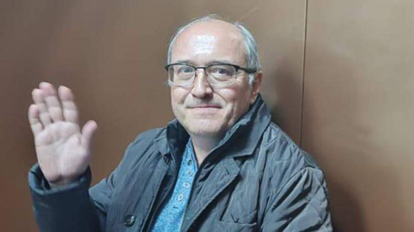 Блогера Павла Сюткина арестовали на два месяца по делу о фейках о ВС РФ