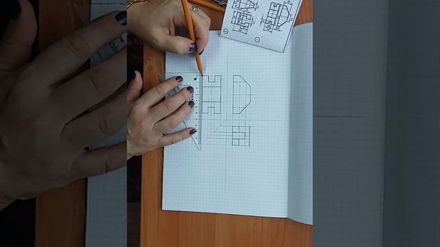 2 8 построение третьего вида КР