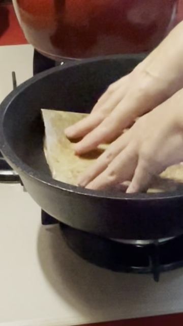Как вкусно приготовить Филе куринои грудки на силиконовои бумаге! Полное видео есть на канале!