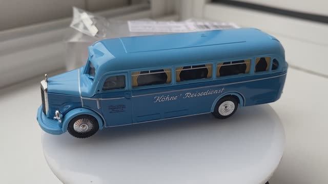 1:87 Mersedes-Benz O-3500 Bus, Busch