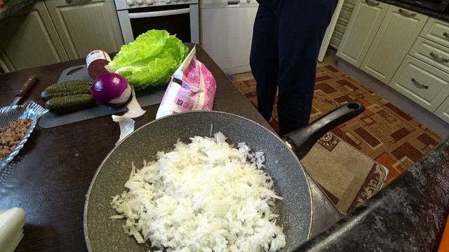 Салат из пекинской капусты