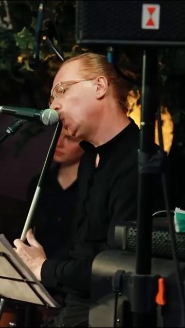 ЮЛИЯ САВЕЛЬЕВА И «ГОЛОС ХИКАРИ»: ДЕНЬ РОЖДЕНИЯ